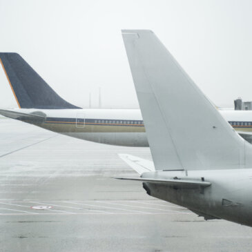 Alaska Airlines ustavi floto Boeingov 737 MAX 9, kar je povzročilo nacionalni vpliv na lete