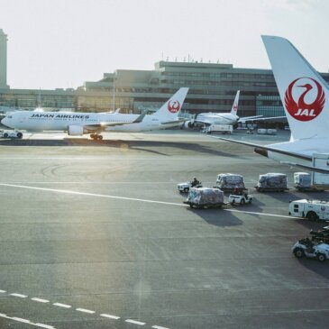 Japan Airlines širi floto z novimi letali Boeing in Airbus